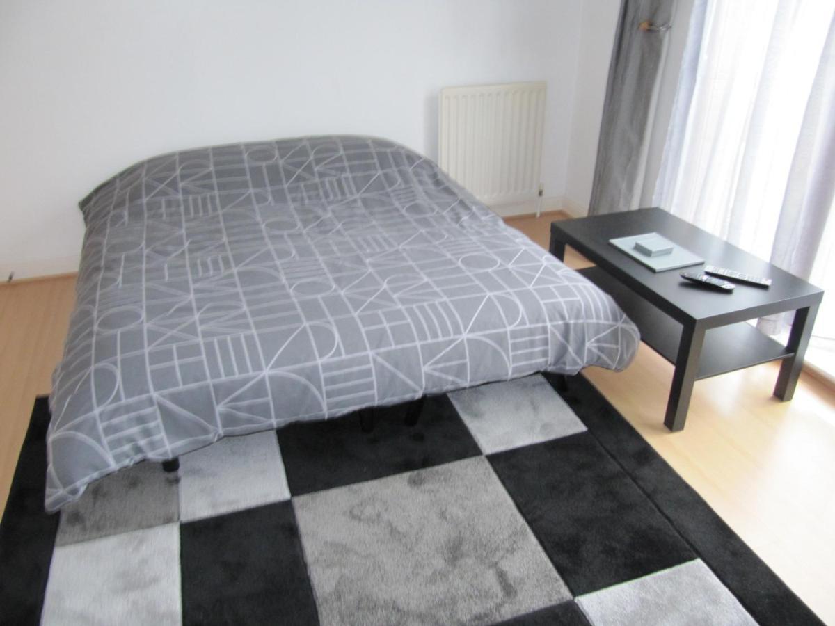 Cozy Off Road 2 Bedroom Cottage Apartment With Free Wi-Fi And Private Parking Глазго Экстерьер фото