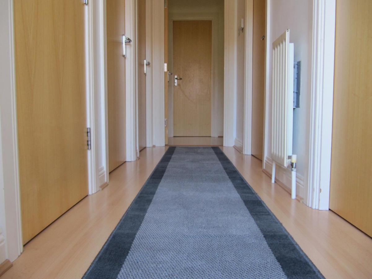 Cozy Off Road 2 Bedroom Cottage Apartment With Free Wi-Fi And Private Parking Глазго Экстерьер фото
